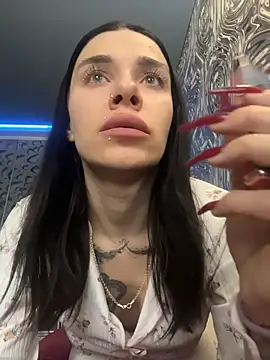 Queen of pain online show from March 2026 06:52:01 AM