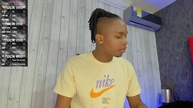 DominicSccott online show from March 2025 12:58:02 PM