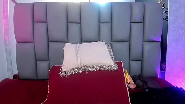  MiaBrown  online show from February 2025 12:06:02 PM