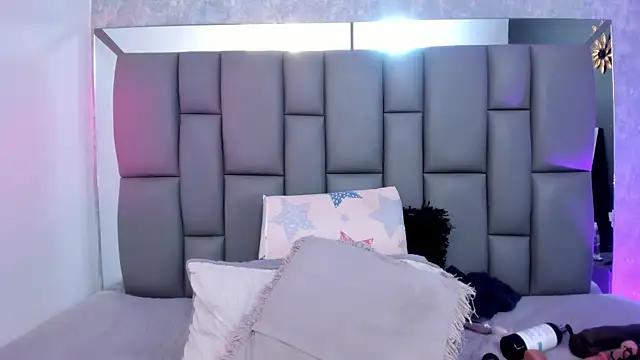  MiaBrown  online show from February 2025 06:15:02 PM