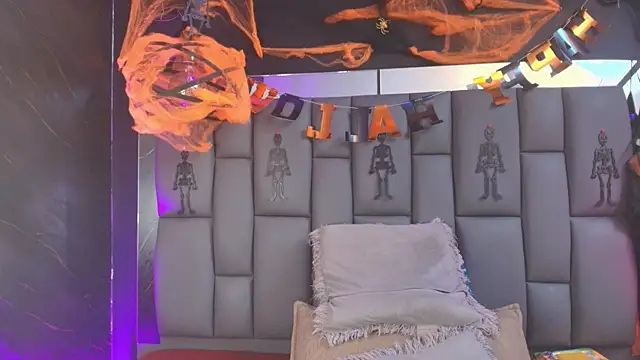  MiaBrown  online show from November 2025 12:07:02 PM