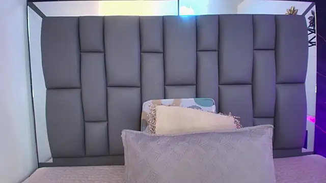  MiaBrown  online show from January 2026 12:10:02 PM