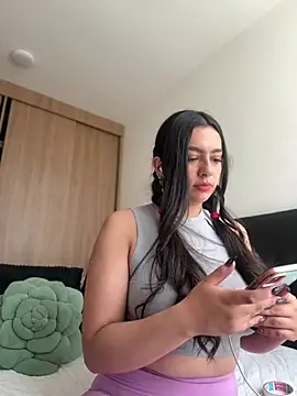 Snapshot of Nicollemays chatting on January 2026 03:16:02 PM Nicollemays online show from January 2026 03:16:02 PM