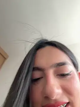 Snapshot of Nicollemays chatting on March 2026 02:28:01 PM Nicollemays online show from March 2026 02:28:01 PM