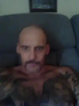 ClydeCan409 online show from April 2026 02:58:01 PM