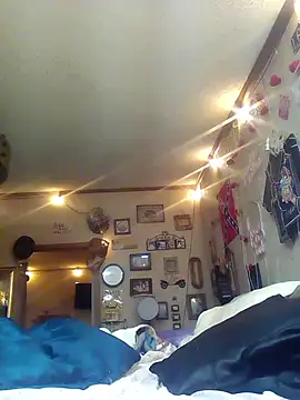 ClydeCan409 online show from April 2026 10:48:02 PM