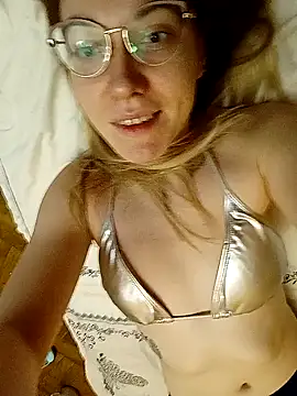 Snapshot of _Sweet_Love_ chatting on January 2025 11:27:02 PM Sweet Love online show from January 2025 11:27:02 PM