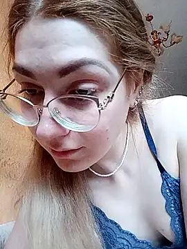 Snapshot of _Sweet_Love_ chatting on February 2025 01:52:02 PM Sweet Love online show from February 2025 01:52:02 PM