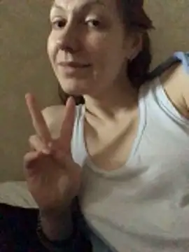 Snapshot of _Sweet_Love_ chatting on May 2026 12:32:01 PM Sweet Love online show from May 2026 12:32:01 PM
