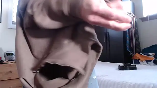 hottottrot691 online show from March 2025 01:38:02 PM