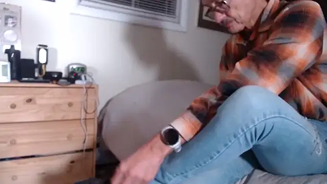 hottottrot691 online show from November 2025 01:28:01 AM