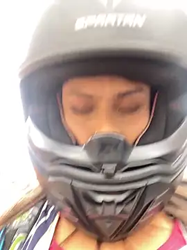 Snapshot of Tiffanysurez_ chatting on January 2026 08:18:02 PM Tiffanysurez online show from January 2026 08:18:02 PM