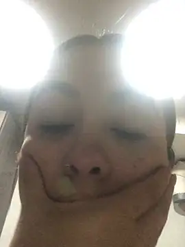 nalalye cruzz  online show from February 2026 12:30:02 AM