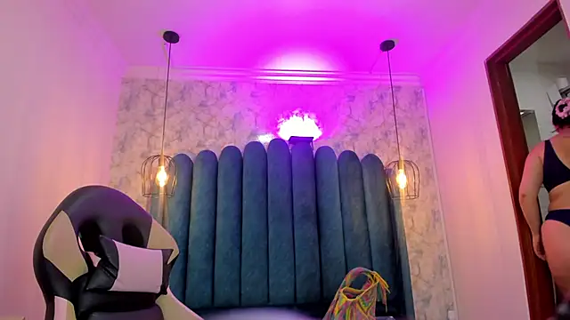 nalalye cruzz  online show from February 2026 02:56:02 AM