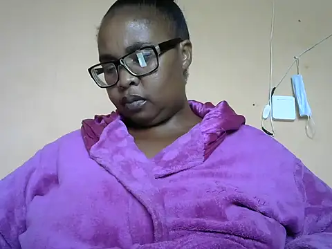 ZOQULUx online show from February 2026 05:17:02 AM