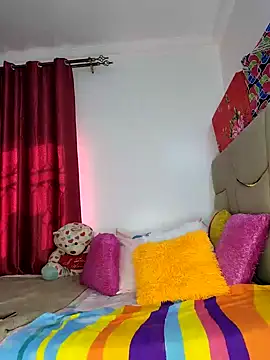 NicRaisaa online show from February 2026 06:09:01 AM