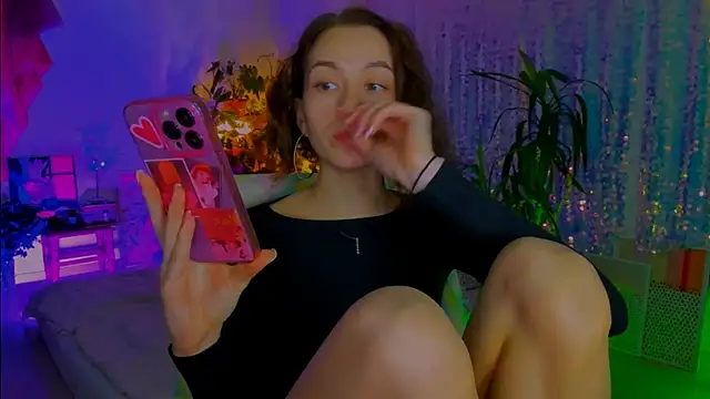 poli   online show from December 2025 04:47:02 PM