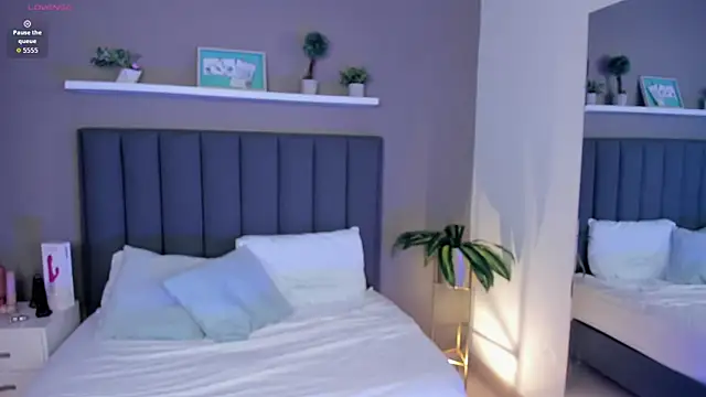 valeria acosta  online show from March 2026 08:19:01 AM