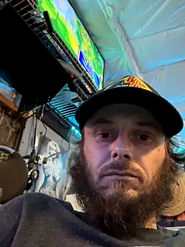 CloudDadddyyy420 online show from November 2025 04:45:02 AM