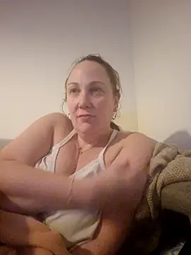 Wisie Cutie online show from January 2025 12:05:02 AM