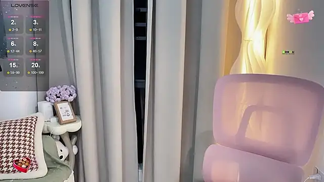 Snapshot of Mandy-- chatting on September 2025 12:05:01 PM Mandy-- online show from September 2025 12:05:01 PM