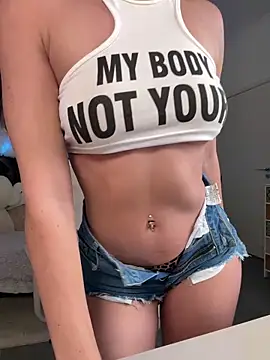 Snapshot of Meliazz chatting on March 2025 06:58:02 AM Meliazz online show from March 2025 06:58:02 AM