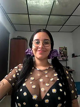 Annya-sweet online show from November 2025 02:31:02 PM