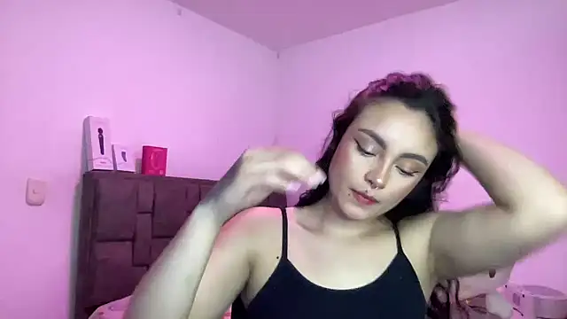 salome polaniiee online show from June 2026 06:57:02 PM