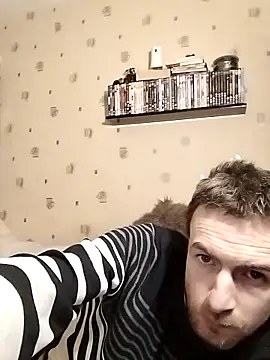 Erimyka online show from March 2026 10:20:01 PM