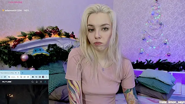 LillyMoure  online show from January 2025 04:18:01 AM