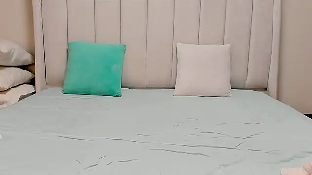  heavenlysent online show from April 2026 01:52:01 AM