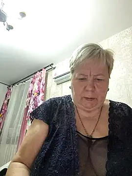 EffectFiona online show from February 2026 12:41:01 AM