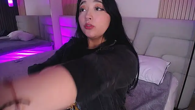 Miss Loise online show from December 2025 03:36:02 AM