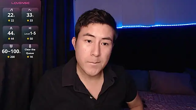 andrewmhilton  online show from April 2026 06:31:01 AM