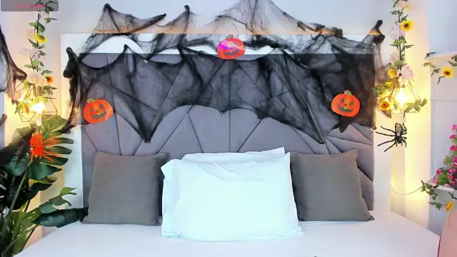 KiarhaTrixie online show from October 2025 03:12:02 AM