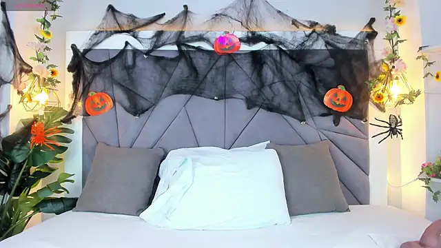 KiarhaTrixie online show from November 2025 03:06:01 AM