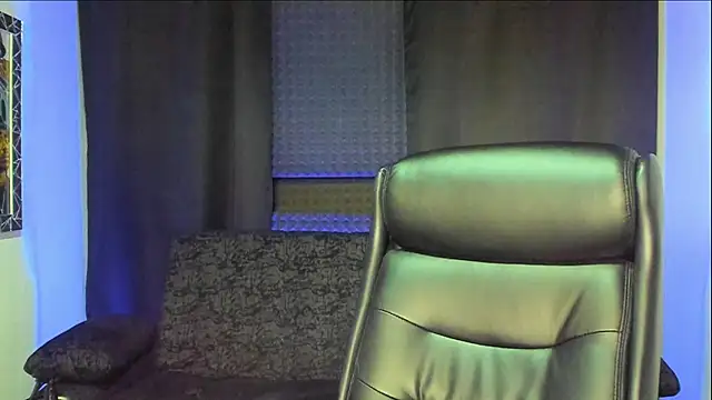 jhonnysnow17 online show from December 2025 07:09:01 PM