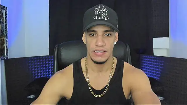 jhonnysnow17 online show from July 2026 11:45:02 PM