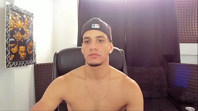 jhonnysnow17 online show from July 2026 09:06:02 PM