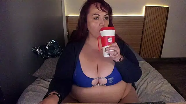 megan dreamsss online show from November 2025 12:32:01 AM