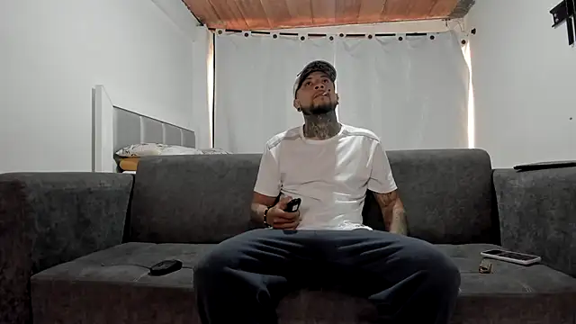 doglass costa online show from February 2026 02:37:02 PM