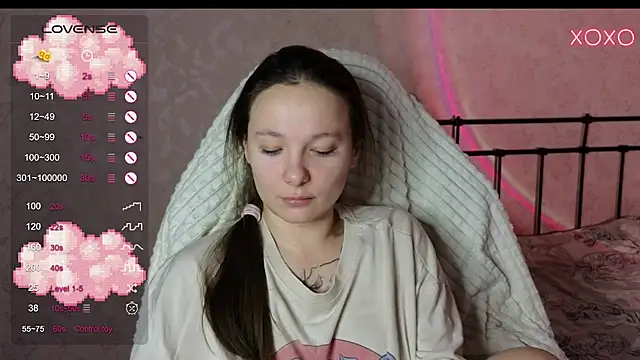 lil luna x online show from January 2025 04:26:01 PM