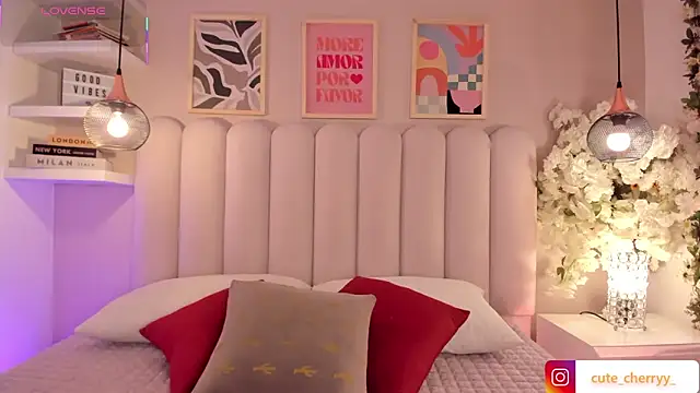 cute  cherry  online show from October 2025 08:16:02 PM