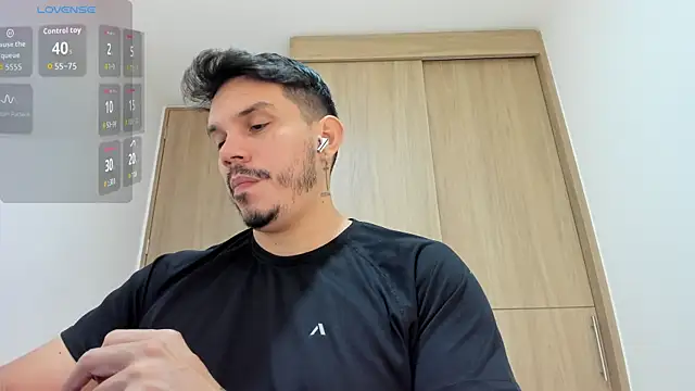 alejandro stark online show from October 2025 03:58:02 PM