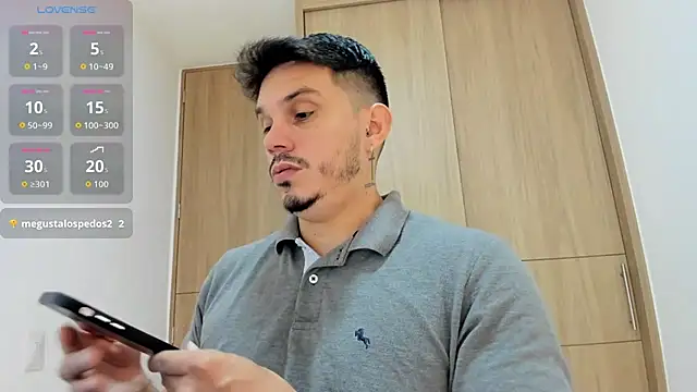 alejandro stark online show from November 2025 01:27:01 AM