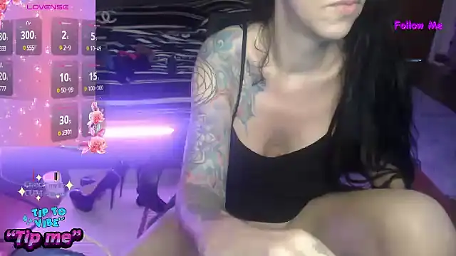 VenusX online show from March 2025 04:49:02 AM