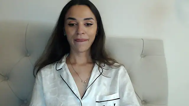 Mika Gold online show from October 2025 10:32:02 PM