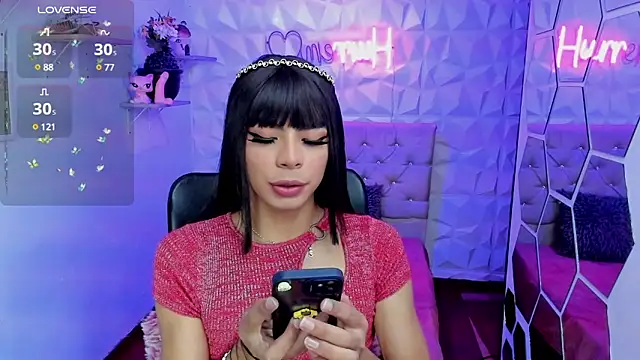 hurrencam online show from March 2025 01:03:01 PM