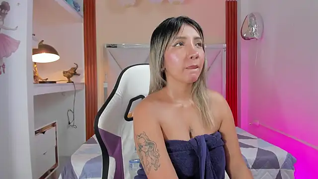 Happy tits online show from March 2025 08:05:02 PM