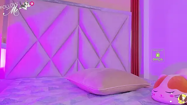 Happy tits online show from September 2025 07:04:01 PM